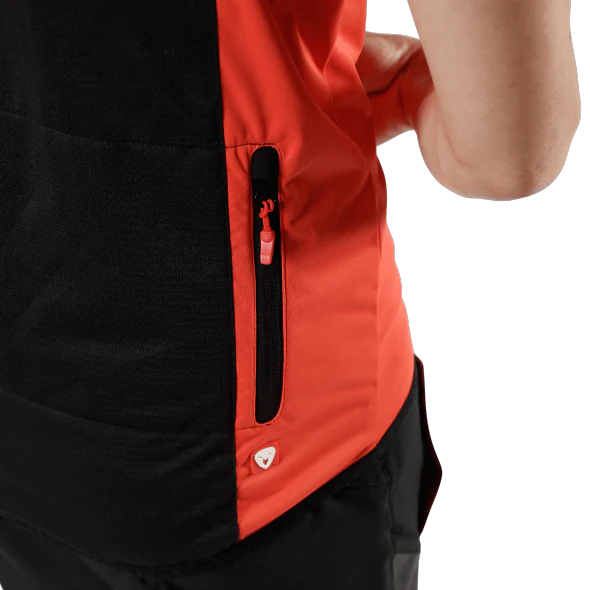 Rotwild RCD Softshell Bodywarmer hot red - Image 2
